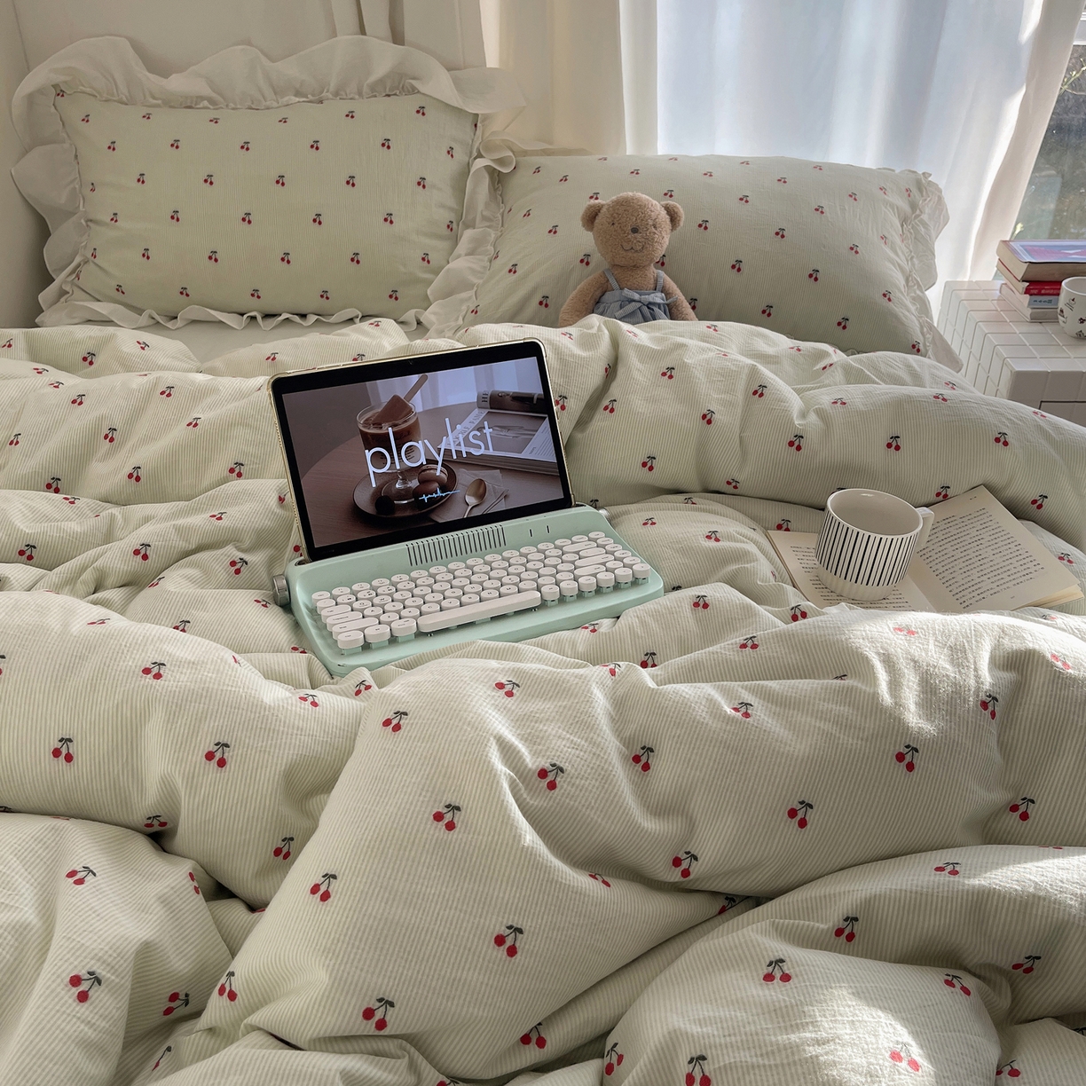 91家纺网 家纺一手货源 找家纺 六巷胡同 2026新款韩系博主风60支色织提花小樱桃A类全棉水洗棉四件套 小樱桃-绿