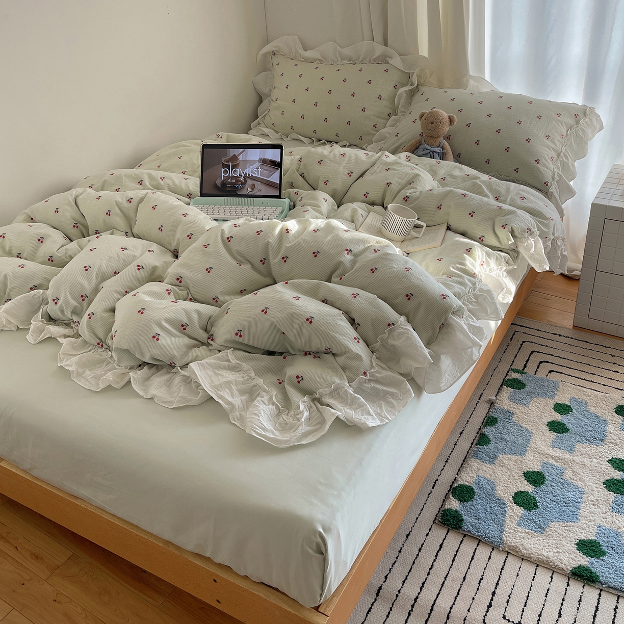 91家纺网 家纺一手货源 找家纺 六巷胡同 2026新款韩系博主风60支色织提花小樱桃A类全棉水洗棉四件套 小樱桃-绿