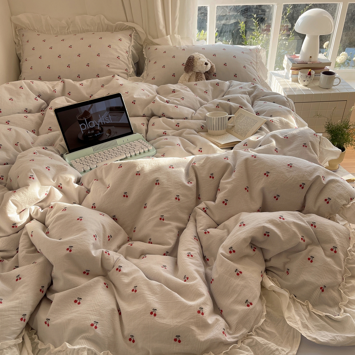 91家纺网 家纺一手货源 找家纺 六巷胡同 2026新款韩系博主风60支色织提花小樱桃A类全棉水洗棉四件套 小樱桃-蓝