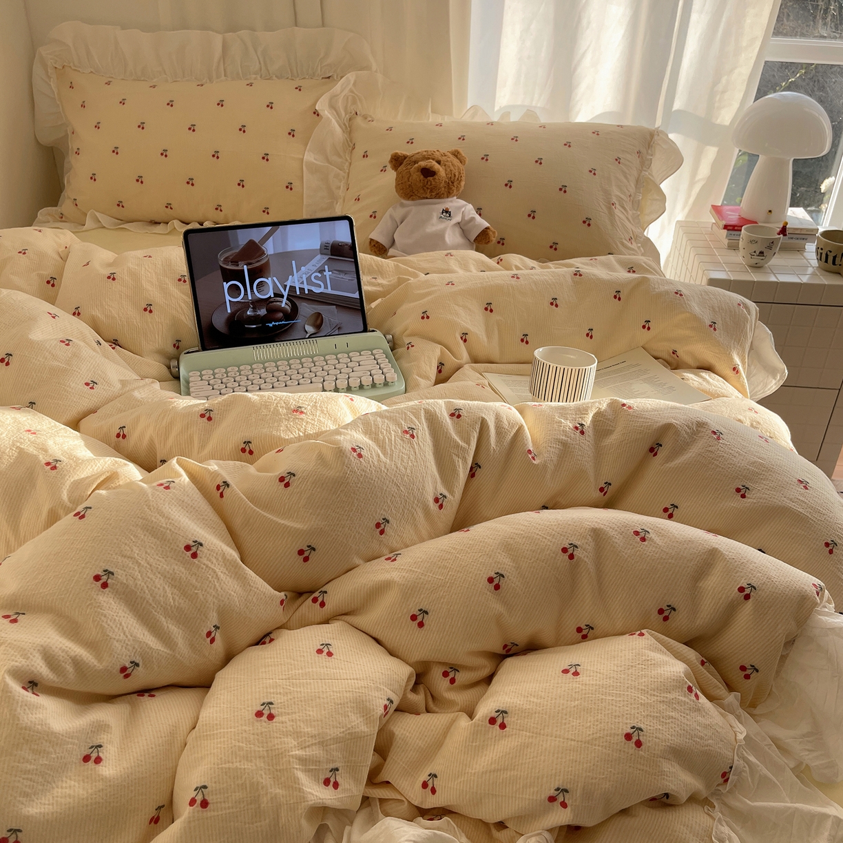 91家纺网 家纺一手货源 找家纺 六巷胡同 2026新款韩系博主风60支色织提花小樱桃A类全棉水洗棉四件套 小樱桃-黄