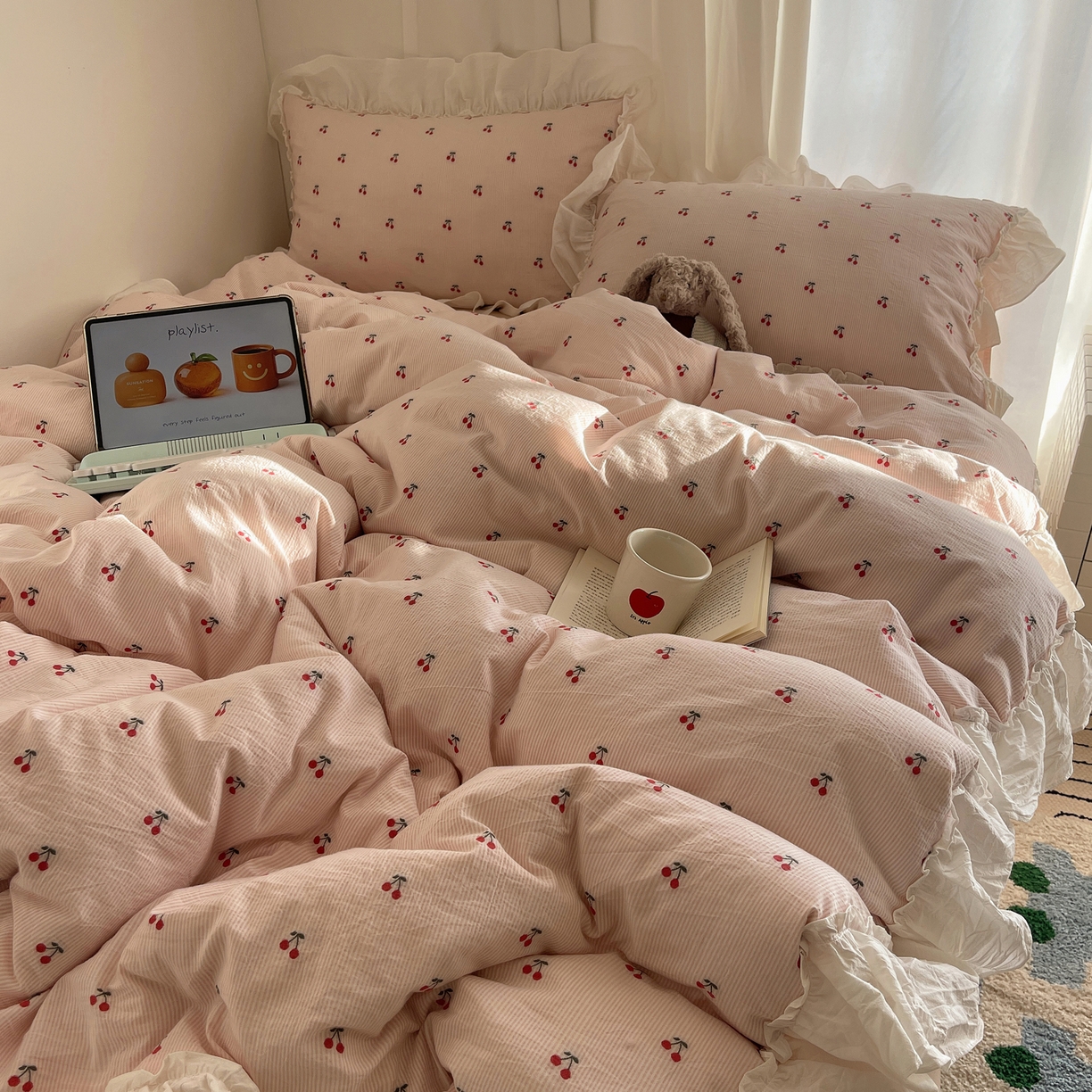 91家纺网 家纺一手货源 找家纺 六巷胡同 2026新款韩系博主风60支色织提花小樱桃A类全棉水洗棉四件套 小樱桃-粉