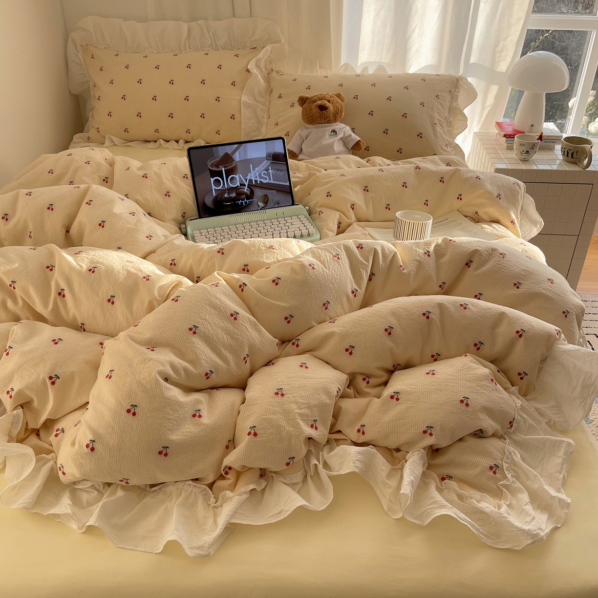 91家纺网 家纺一手货源 找家纺 六巷胡同 2026新款韩系博主风60支色织提花小樱桃A类全棉水洗棉四件套 小樱桃-黄