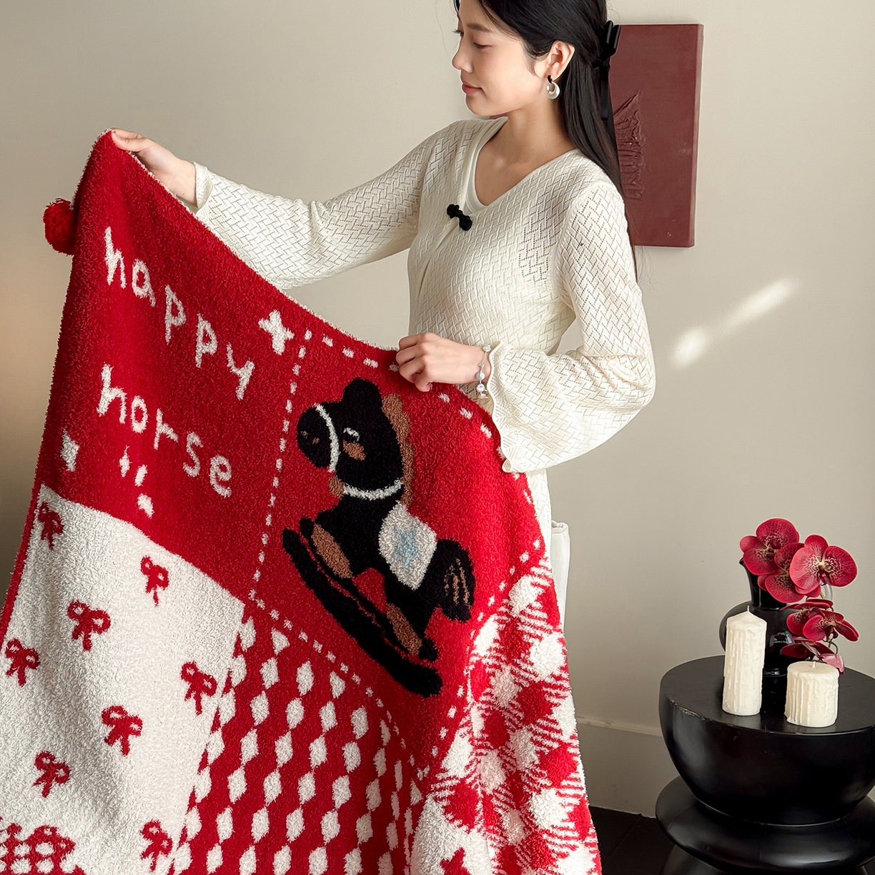 91家纺网 家纺一手货源 找家纺 （总）多乐娜 2026新款马年新年款半边绒毛毯高克重沙发毯盖毯130*170cm大尺寸（会员-10元！附送拎包！ 严格控价：单款+40元起销售，禁止低价！)