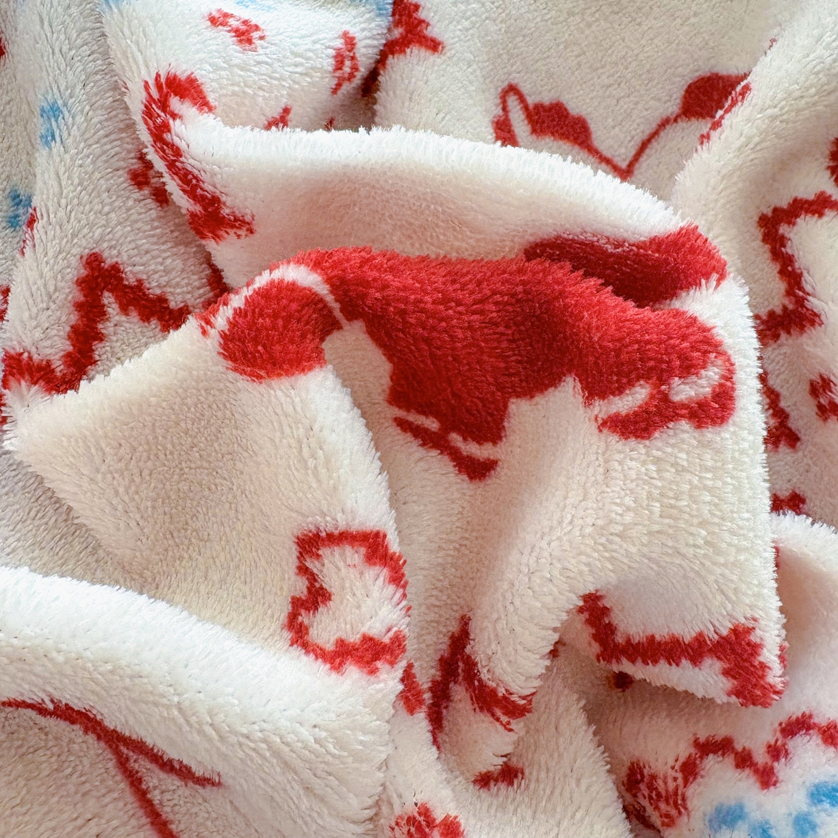 91家纺网 家纺一手货源 找家纺 铠畅 2025新款牛奶绒碎花床单床盖四件套 花妖系列 云裳-马上有福