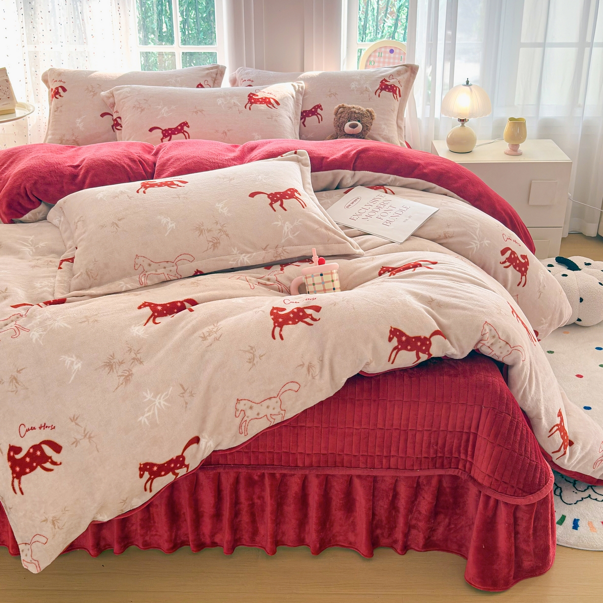 91家纺网 家纺一手货源 找家纺 铠畅 2025新款牛奶绒碎花床单床盖四件套 花妖系列 云裳-经典小马