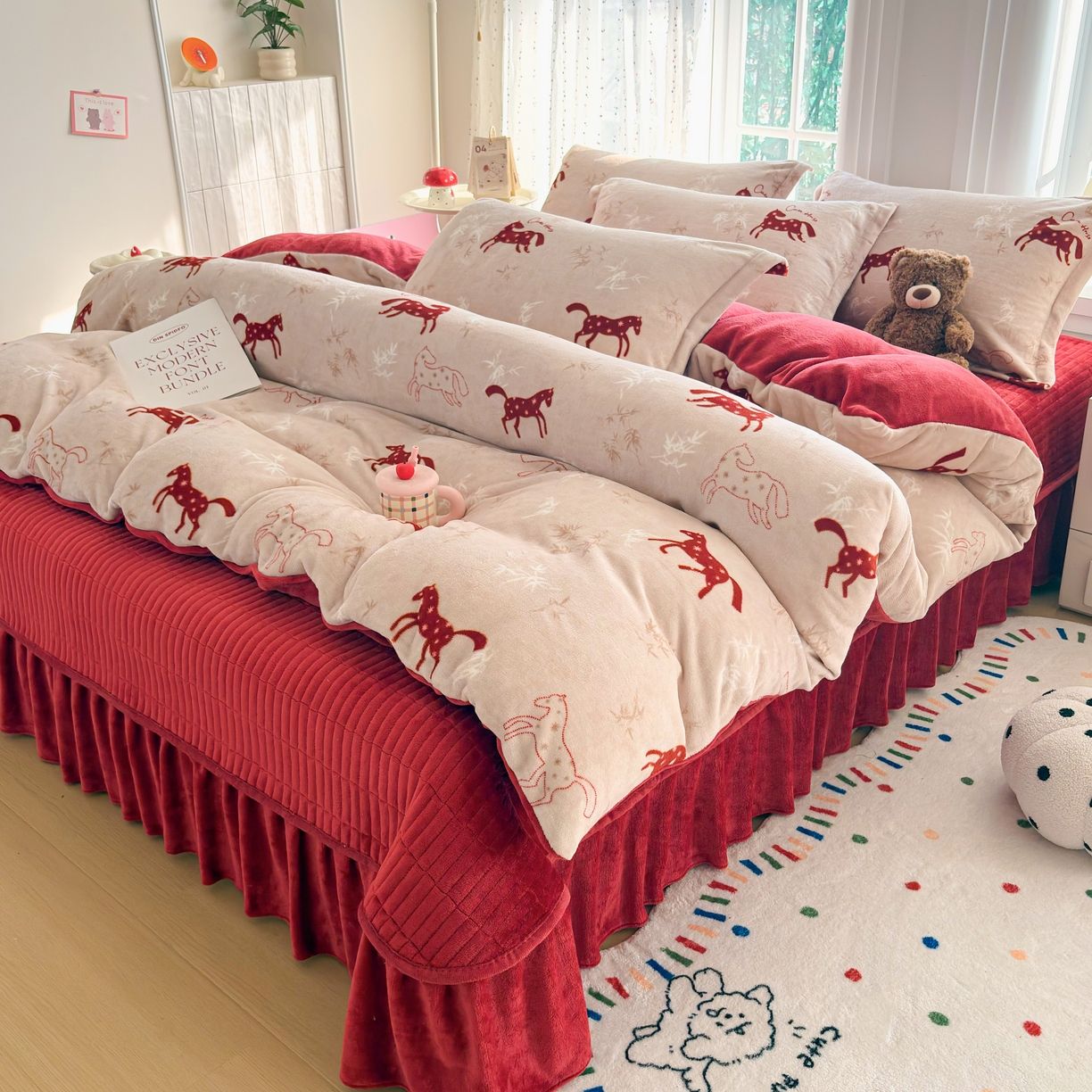 91家纺网 家纺一手货源 找家纺 铠畅 2025新款牛奶绒碎花床单床盖四件套 花妖系列 云裳-经典小马