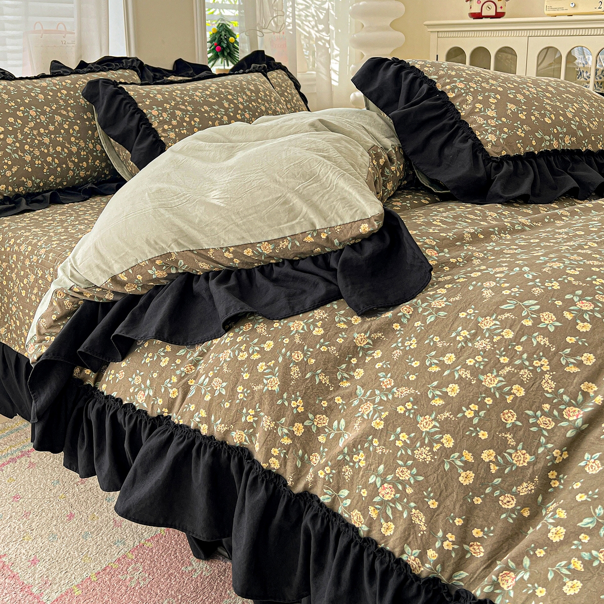 91家纺网 家纺一手货源 找家纺 富米莱（原臻工厂） 2026新款法式赫本风大花边A类古法仿棉云感纱床盖床裙四件套-场景二 知否