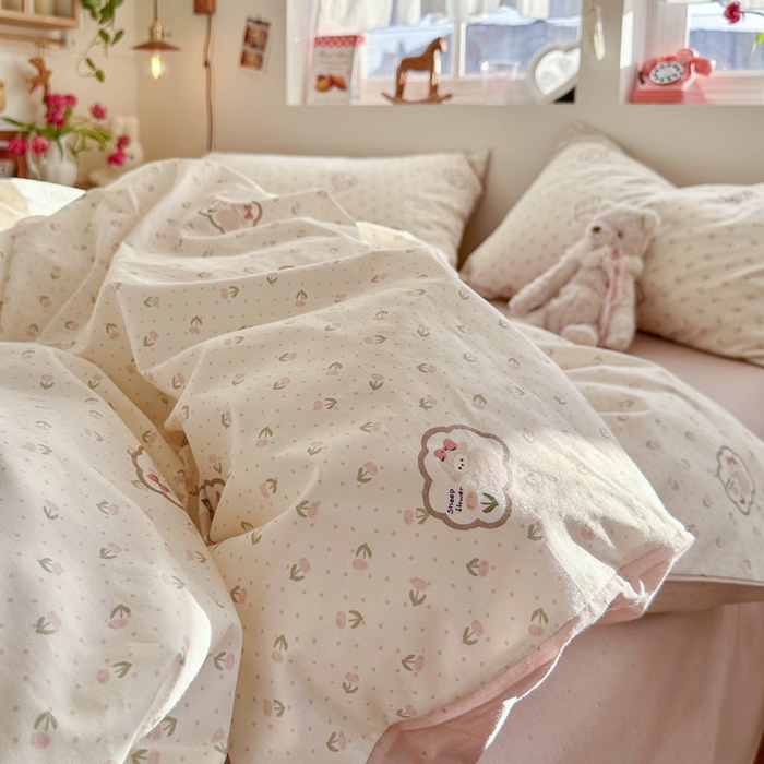 91家纺网 家纺一手货源 找家纺 捌月 2026新款奶油风全棉印花四件套 奶酪小羊