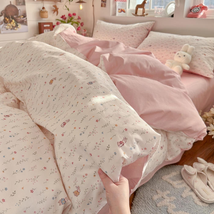 91家纺网 家纺一手货源 找家纺 捌月 2026新款奶油风全棉印花四件套 花间小兔