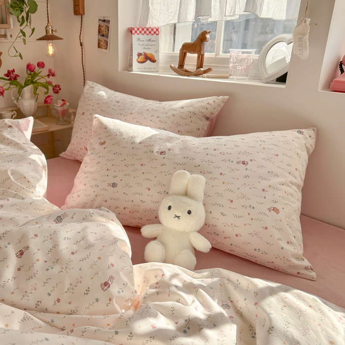 91家纺网 家纺一手货源 找家纺 捌月 2026新款奶油风全棉印花四件套 花间小兔