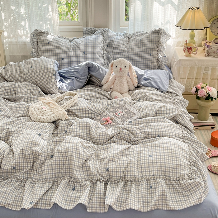 91家纺网 家纺一手货源 找家纺 优尚佳生活馆 2026新款A类仿棉水洗法式工艺花边四件套 格纹河畔