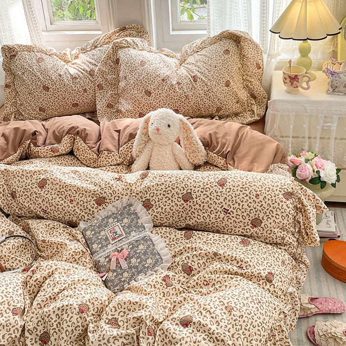 91家纺网 家纺一手货源 找家纺 优尚佳生活馆 2026新款A类仿棉水洗法式工艺花边四件套 奶豹栖塌