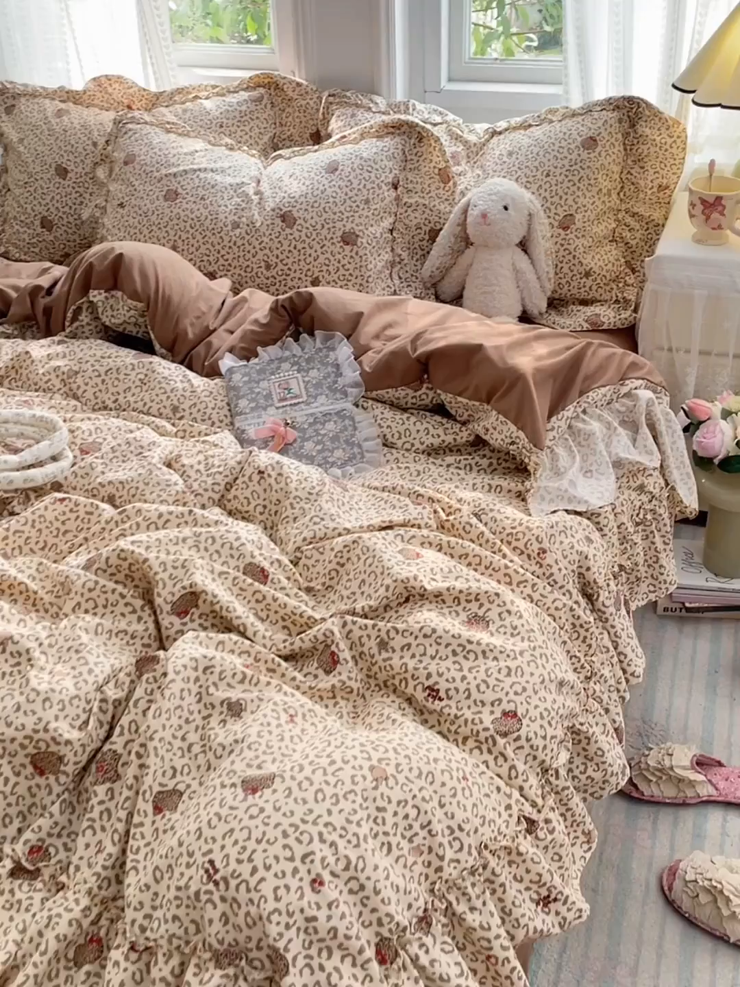 91家纺网 家纺一手货源 找家纺 优尚佳生活馆 2026新款A类仿棉水洗法式工艺花边四件套 奶豹栖塌