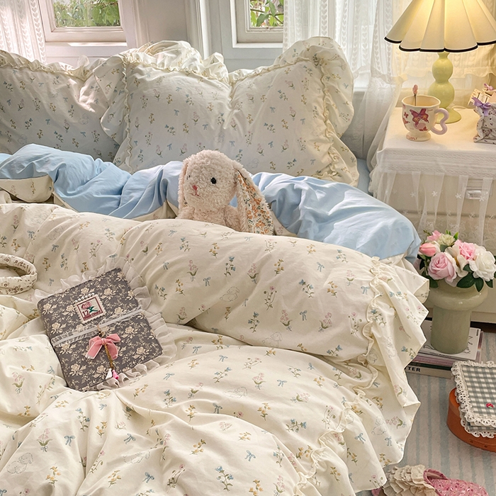 91家纺网 家纺一手货源 找家纺 优佳优品 2026新款A类仿棉水洗法式工艺花边四件套 雾蓝香熏