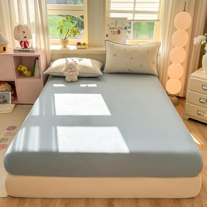 91家纺网 家纺一手货源 找家纺 对白 2026新款A类全棉纯棉有氧双层纱贝壳边三角针单床笠床笠单件 疏影