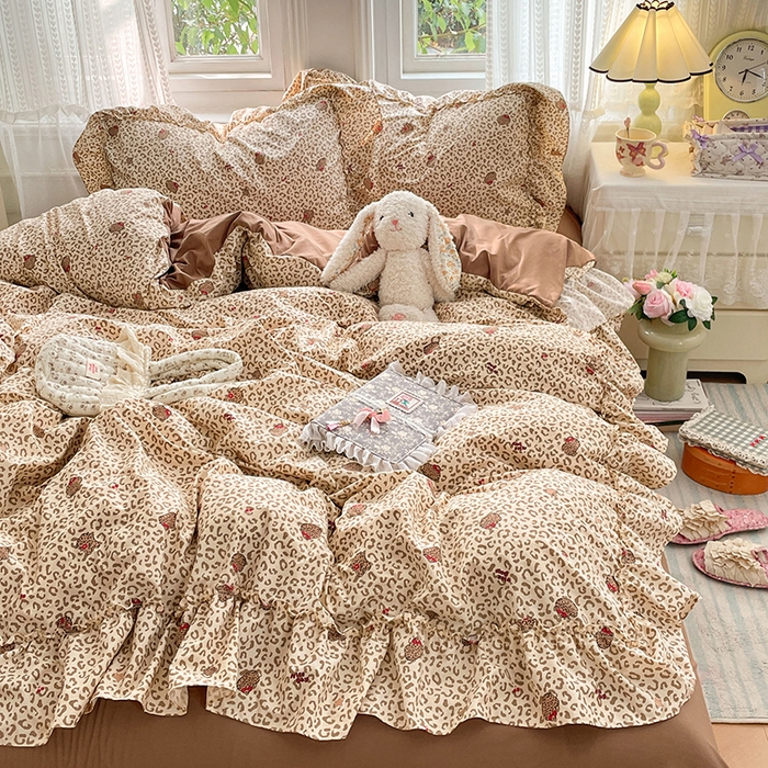 91家纺网 家纺一手货源 找家纺 优佳优品 2026新款A类仿棉水洗法式工艺花边四件套 奶豹栖塌