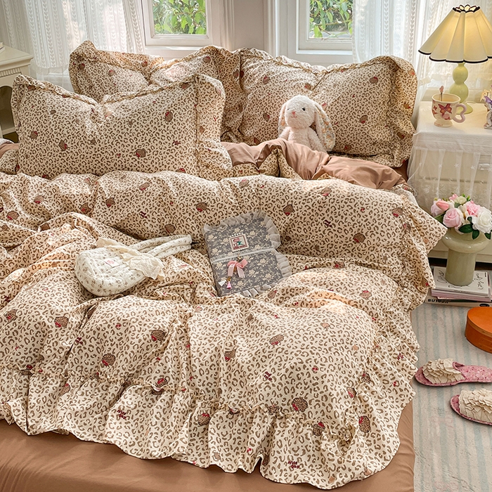 91家纺网 家纺一手货源 找家纺 优佳优品 2026新款A类仿棉水洗法式工艺花边四件套 奶豹栖塌