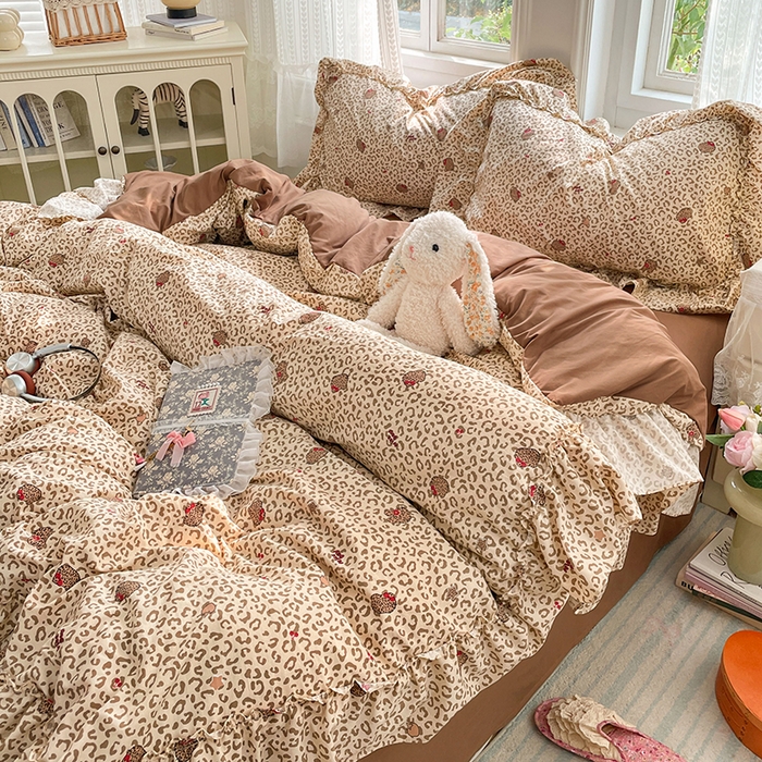 91家纺网 家纺一手货源 找家纺 优佳优品 2026新款A类仿棉水洗法式工艺花边四件套 奶豹栖塌