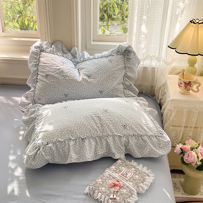 91家纺网 家纺一手货源 找家纺 优佳优品 2026新款A类仿棉水洗法式工艺花边四件套 奶蓝碟语