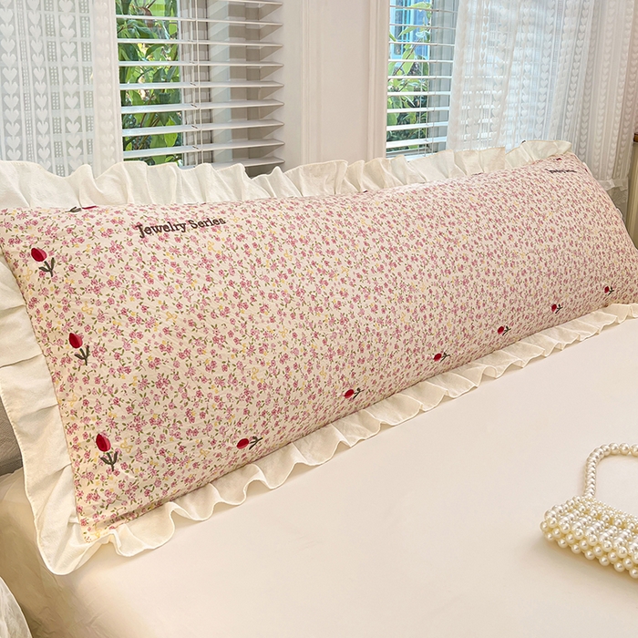91家纺网 家纺一手货源 找家纺 圣比熊 2026新款A类云朵棉刺绣花边枕套宿舍情侣绣花双人加长枕芯内胆套 芊芊花海（刺绣款）