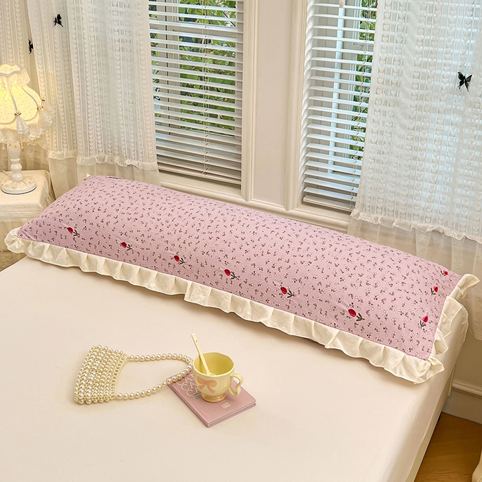 91家纺网 家纺一手货源 找家纺 圣比熊 2026新款A类云朵棉刺绣花边枕套宿舍情侣绣花双人加长枕芯内胆套 爱丽丝-粉（刺绣款）