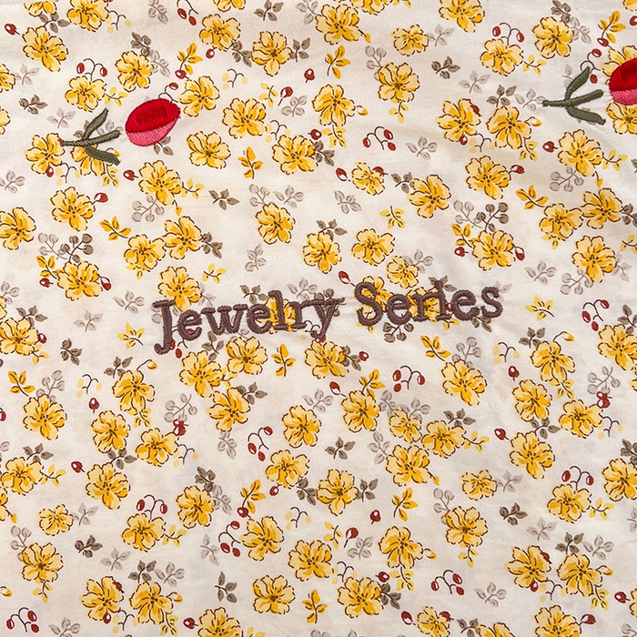 91家纺网 家纺一手货源 找家纺 圣比熊 2026新款A类云朵棉刺绣花边枕套宿舍情侣绣花双人加长枕芯内胆套 春日暖阳（刺绣款）