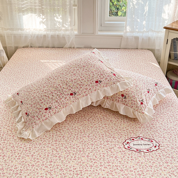 91家纺网 家纺一手货源 找家纺 梦舒羽 2026新款A类云朵棉刺绣花边枕套宿舍单人单只一只装绣花枕芯内胆套 芊芊花海（刺绣款）