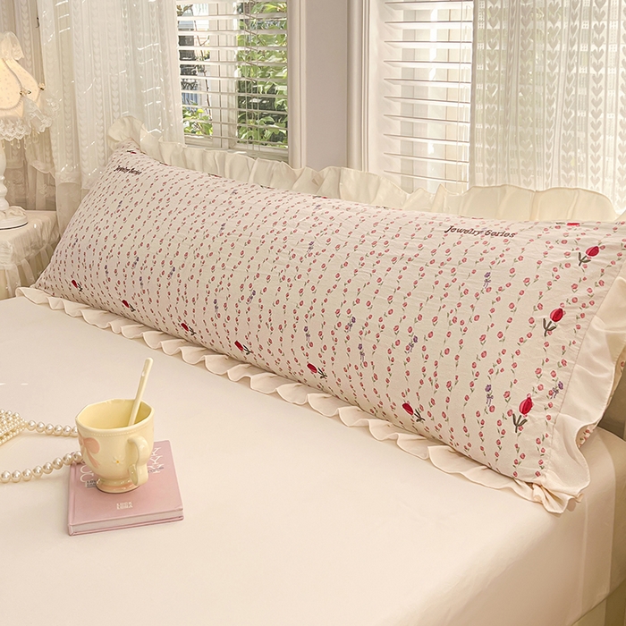 91家纺网 家纺一手货源 找家纺 梦舒羽 2026新款A类云朵棉刺绣花边枕套宿舍情侣绣花双人加长枕芯内胆套 花漾甜心（刺绣款）
