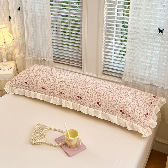 91家纺网 家纺一手货源 找家纺 梦舒羽 2026新款A类云朵棉刺绣花边枕套宿舍情侣绣花双人加长枕芯内胆套 芊芊花海（刺绣款）