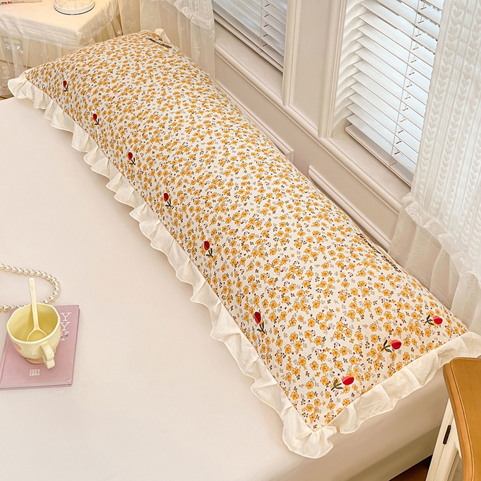 91家纺网 家纺一手货源 找家纺 梦舒羽 2026新款A类云朵棉刺绣花边枕套宿舍情侣绣花双人加长枕芯内胆套 春日暖阳（刺绣款）