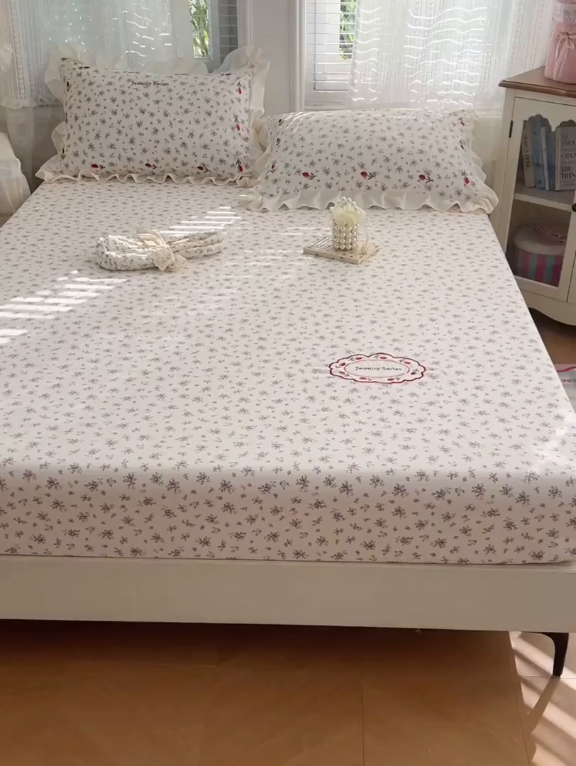 91家纺网 家纺一手货源 找家纺 梦舒羽 2026新款A类云朵棉刺绣花边枕套宿舍情侣绣花双人加长枕芯内胆套 欣欣花语-紫（刺绣款）