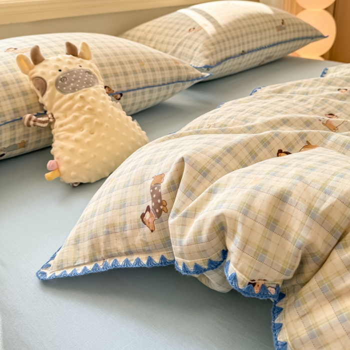 91家纺网 家纺一手货源 找家纺 对白 2026新款A类全棉纯棉有氧双层纱贝壳边三角针单被套被套单件 方格小狗