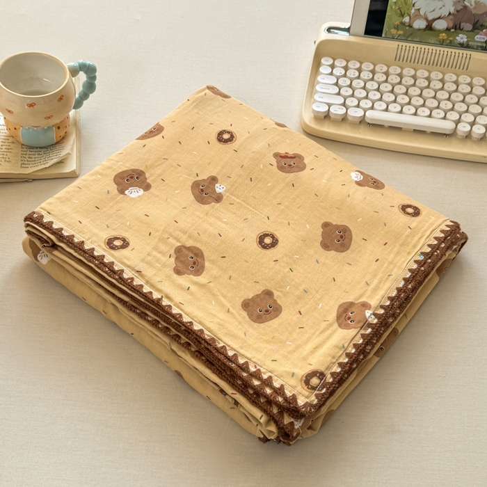 91家纺网 家纺一手货源 找家纺 对白 2026新款A类全棉纯棉有氧双层纱贝壳边三角针单被套被套单件 小熊奶盖