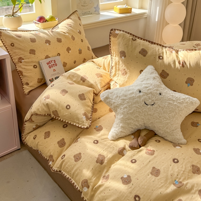 91家纺网 家纺一手货源 找家纺 对白 2026新款A类全棉纯棉有氧双层纱贝壳边三角针单被套被套单件 小熊奶盖