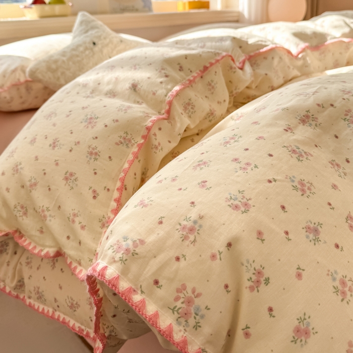 91家纺网 家纺一手货源 找家纺 对白 2026新款A类全棉纯棉有氧双层纱贝壳边三角针四件套 窈窕淑女