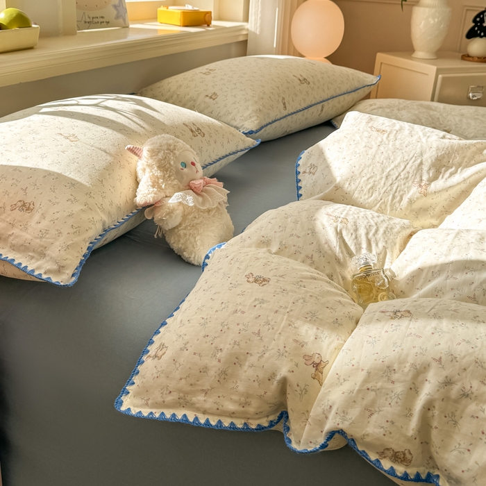 91家纺网 家纺一手货源 找家纺 对白 2026新款A类全棉纯棉有氧双层纱贝壳边三角针四件套 疏影