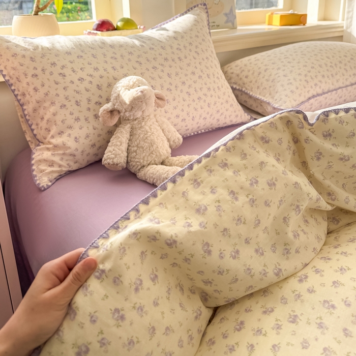 91家纺网 家纺一手货源 找家纺 对白 2026新款A类全棉纯棉有氧双层纱贝壳边三角针四件套 雾岛听风