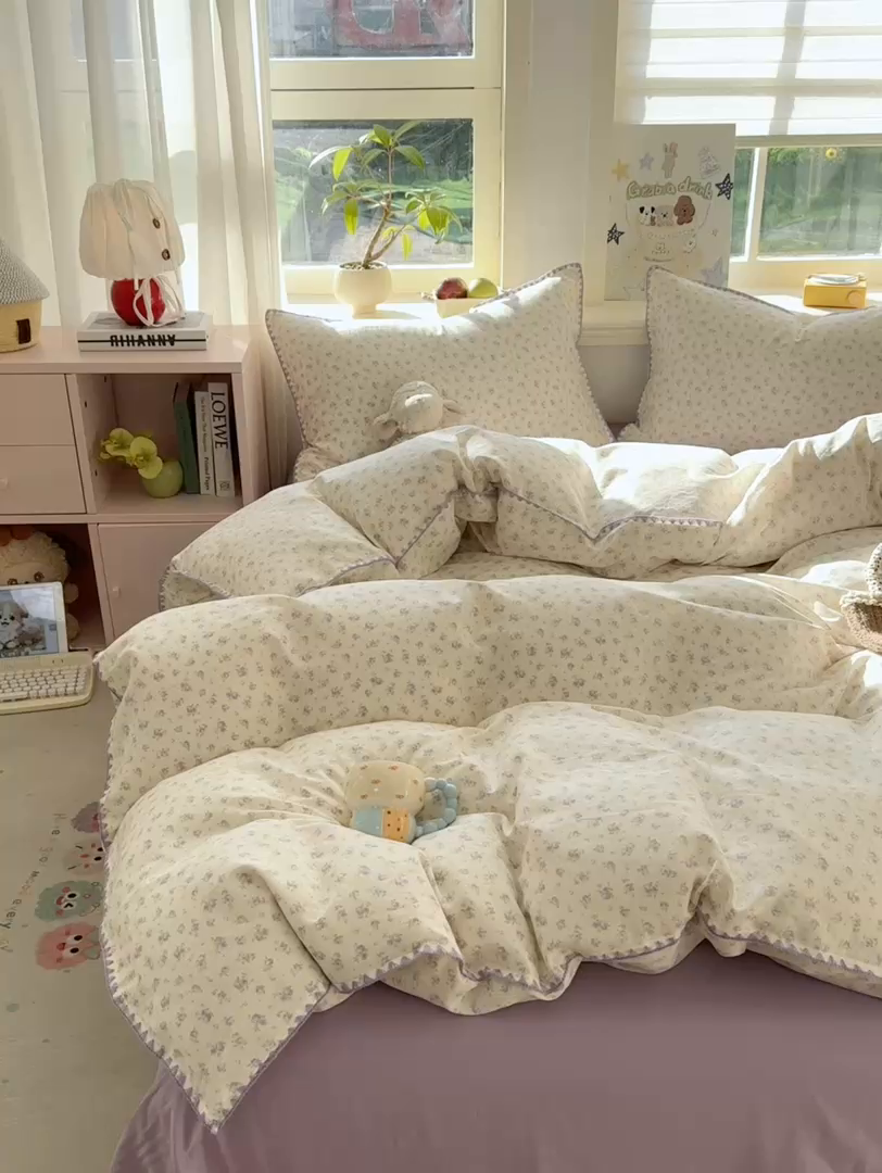 91家纺网 家纺一手货源 找家纺 对白 2026新款A类全棉纯棉有氧双层纱贝壳边三角针四件套 雾岛听风