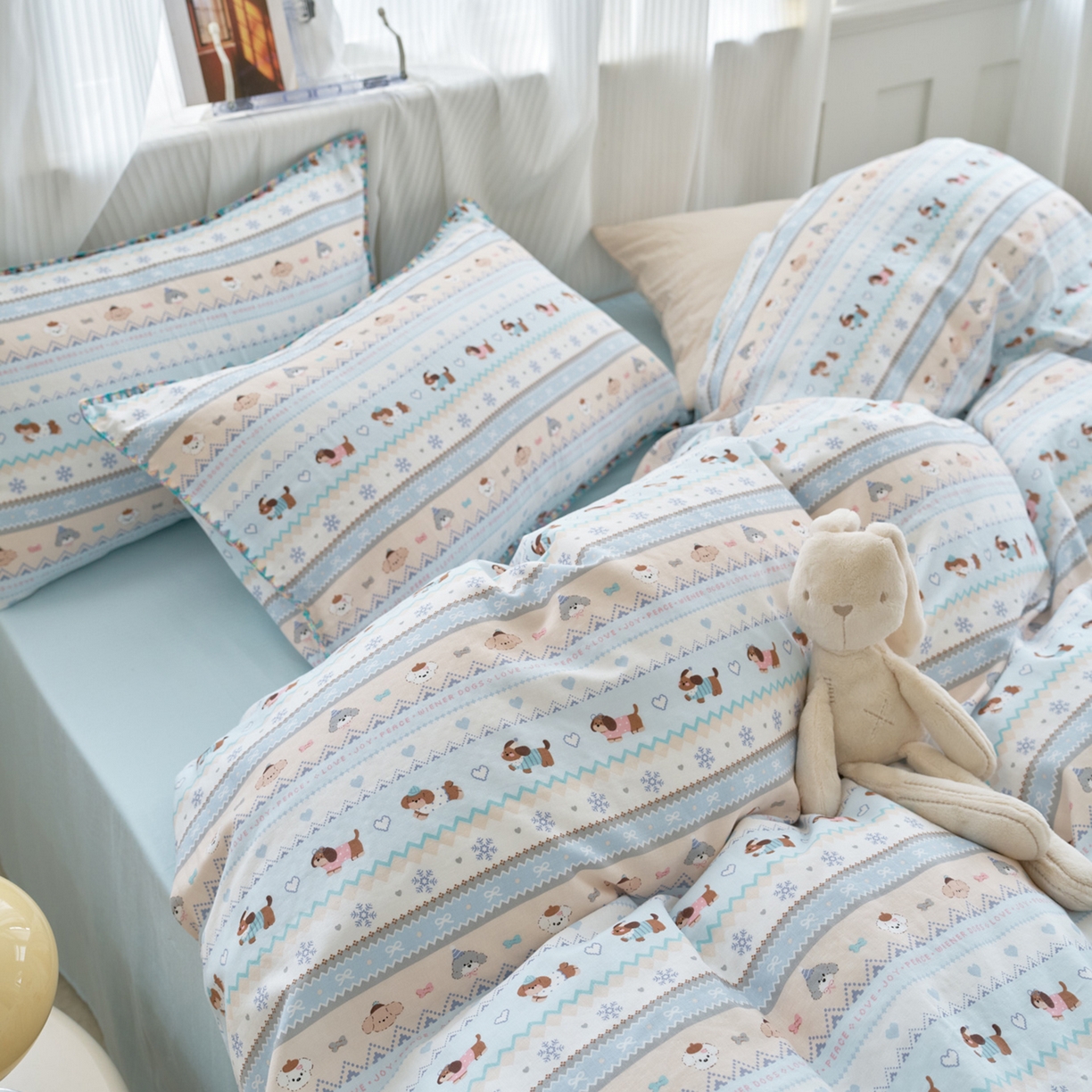 91家纺网 家纺一手货源 找家纺 洋铭区（原狠狠爱） 2026新款春季全棉彩边双层纱四件套 波斯小懒狗