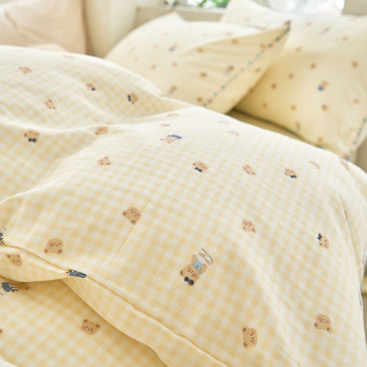 91家纺网 家纺一手货源 找家纺 洋铭区（原狠狠爱） 2026新款春季全棉彩边双层纱四件套 格格小熊