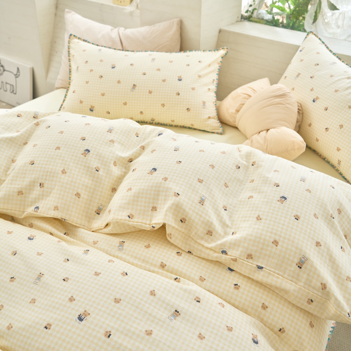 91家纺网 家纺一手货源 找家纺 洋铭区（原狠狠爱） 2026新款春季全棉彩边双层纱四件套 格格小熊