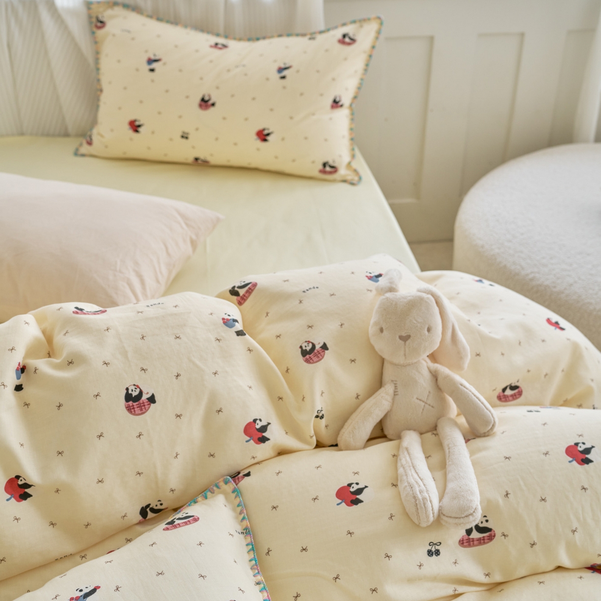 91家纺网 家纺一手货源 找家纺 洋铭区（原狠狠爱） 2026新款春季全棉彩边双层纱四件套 熊猫嘟嘟