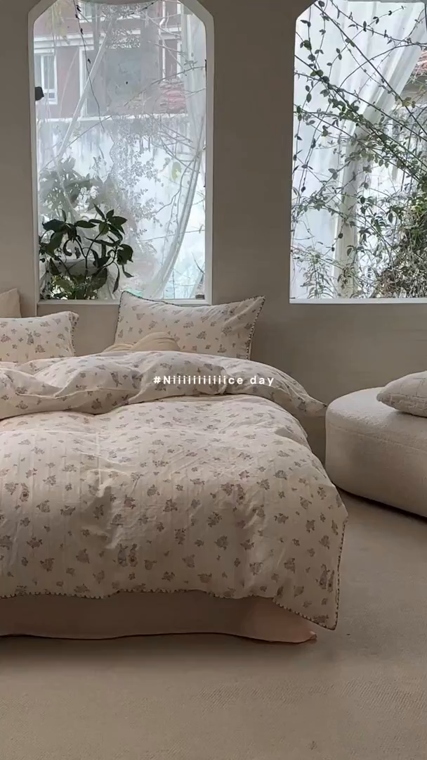 91家纺网 家纺一手货源 找家纺 洋铭区（原狠狠爱） 2026新款春季全棉彩边双层纱四件套 遇见粉花