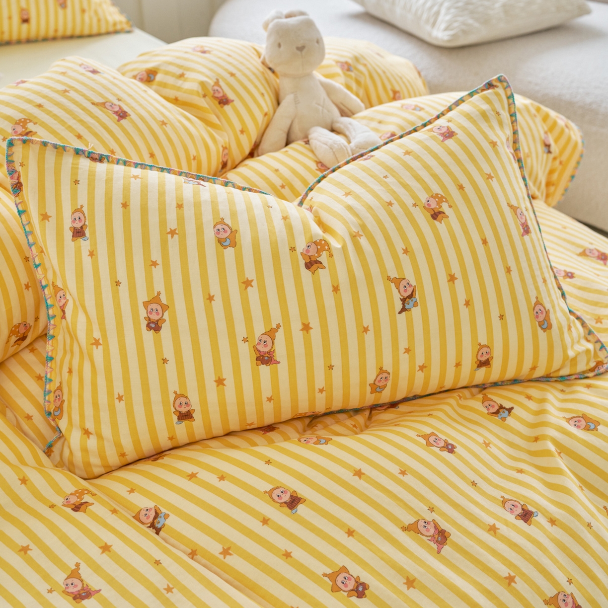 91家纺网 家纺一手货源 找家纺 洋铭区（原狠狠爱） 2026新款春季全棉彩边双层纱四件套 月光宝宝