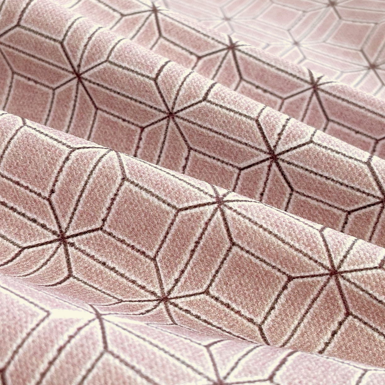 91家纺网 家纺一手货源 找家纺 爱彼家纺 2026年新款全棉老粗布加厚加密高克重凉席席子；单床单花型更好卖，床单三件套 苪贝卡