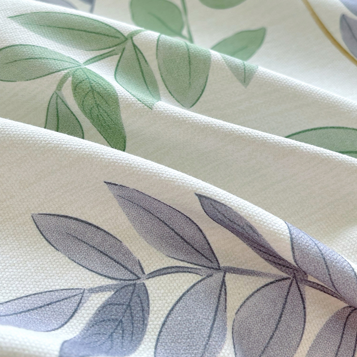 91家纺网 家纺一手货源 找家纺 爱彼家纺 2026年新款全棉老粗布加厚加密高克重凉席席子；单床单花型更好卖，床单三件套 绿风铃