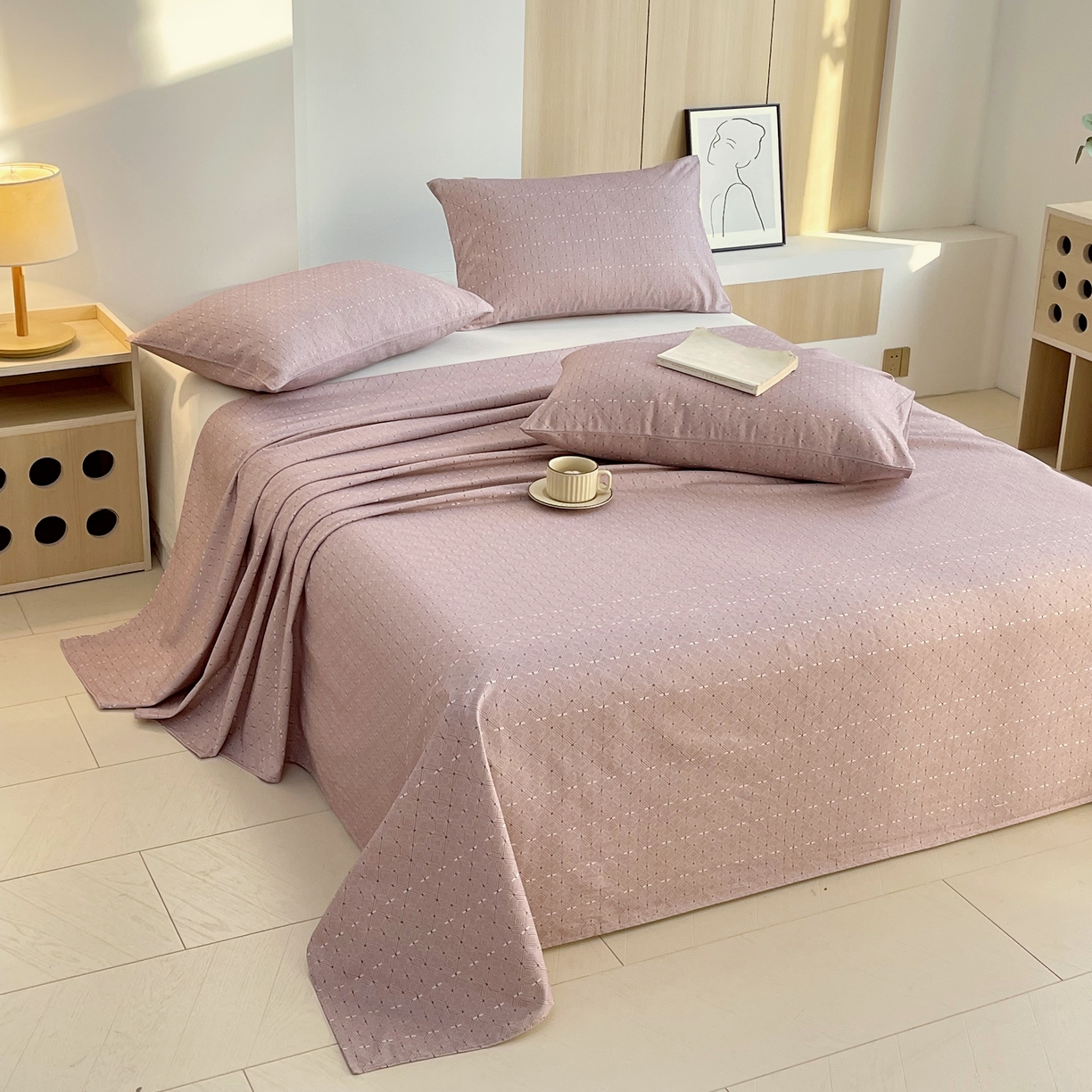 91家纺网 家纺一手货源 找家纺 爱彼家纺 2026年新款全棉老粗布加厚加密高克重凉席席子；单床单花型更好卖，床单三件套 苪贝卡