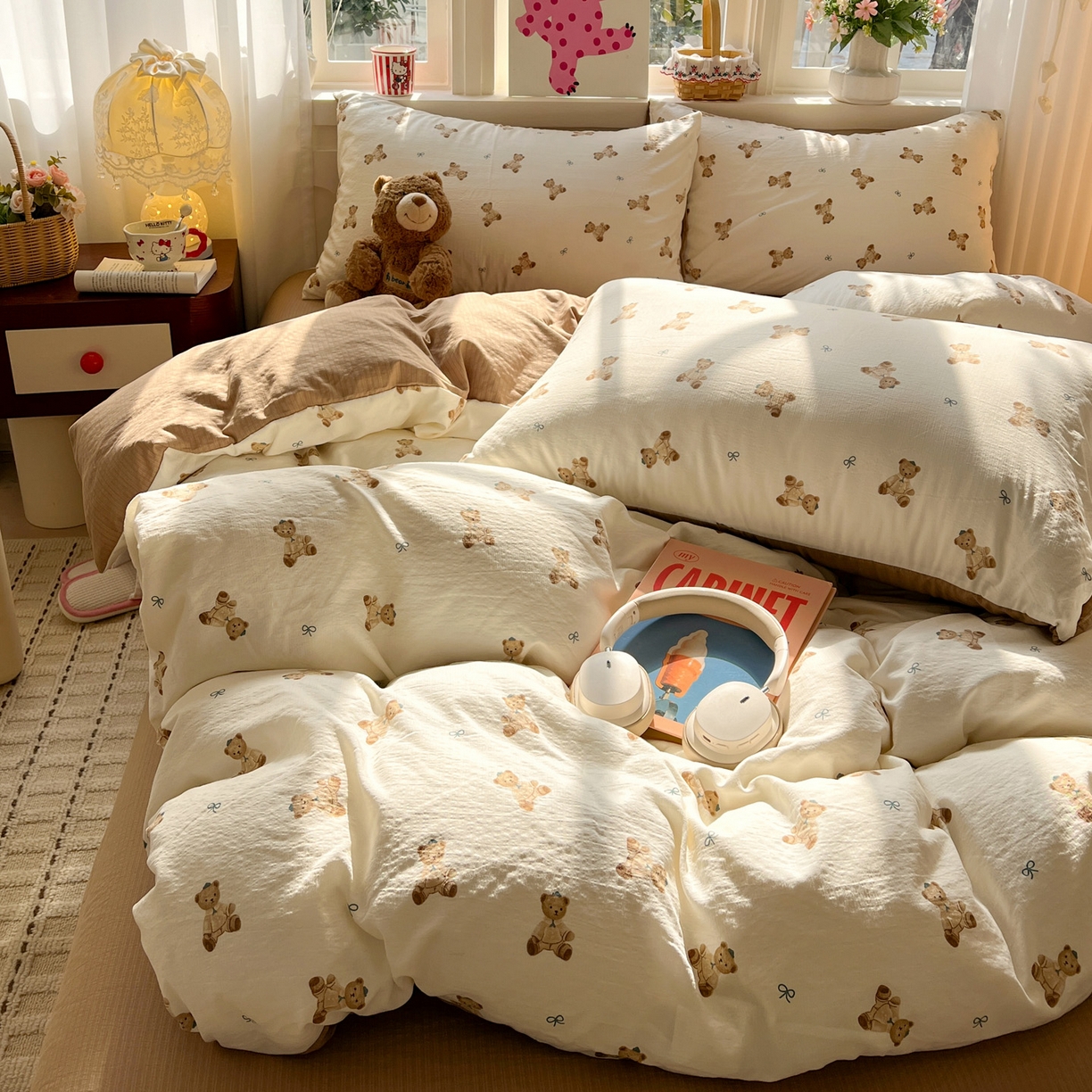 91家纺网 家纺一手货源 找家纺 水木坊 2026春夏新款云感双层纱可爱系列四件套 焦糖饼干熊