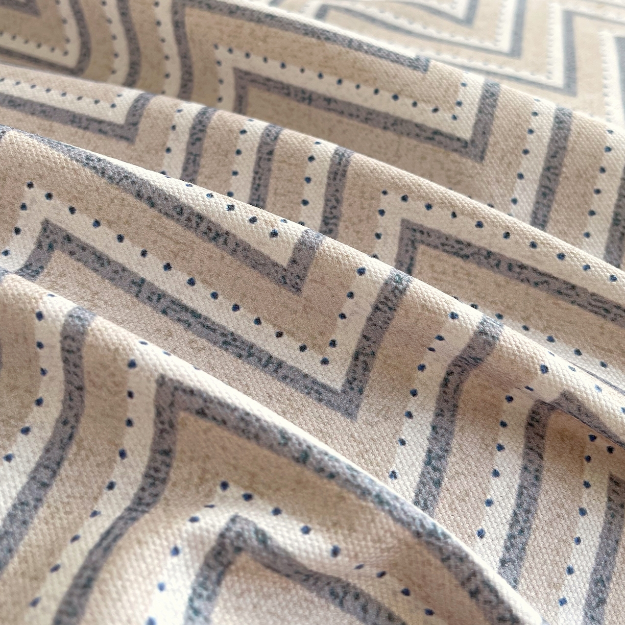 91家纺网 家纺一手货源 找家纺 爱彼家纺 2026年新款全棉老粗布加厚加密高克重凉席席子；单床单花型更好卖，床单三件套 格云