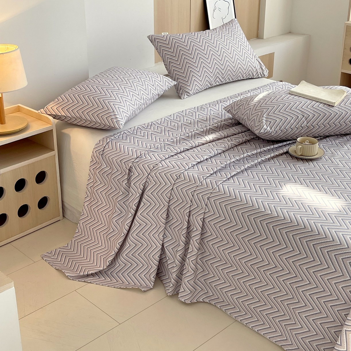 91家纺网 家纺一手货源 找家纺 爱彼家纺 2026年新款全棉老粗布加厚加密高克重凉席席子；单床单花型更好卖，床单三件套 格云